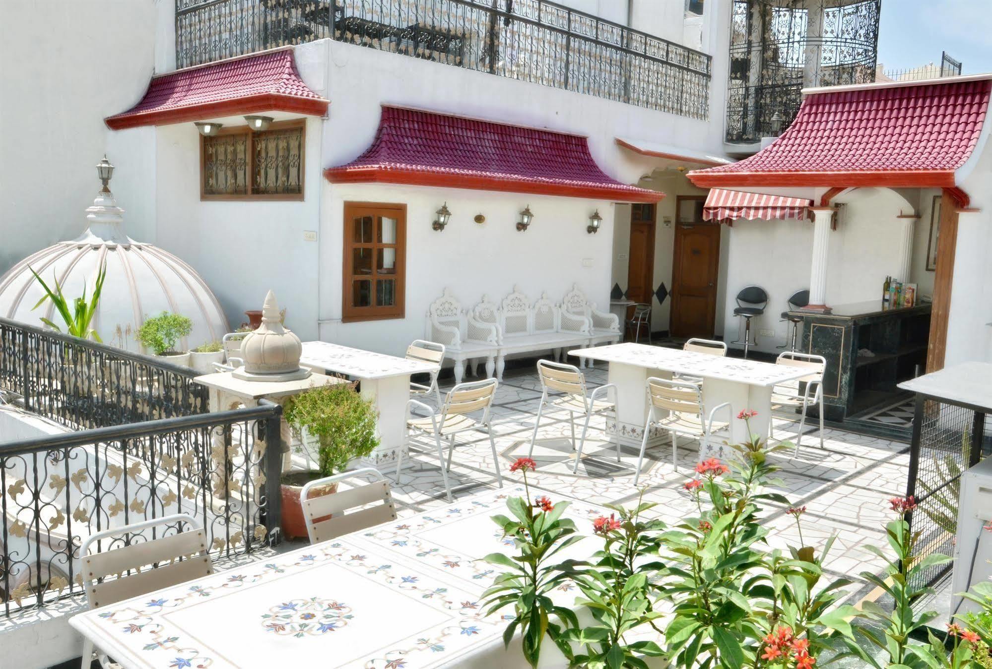 Bajaj Indian Home Stay New Delhi Extérieur photo